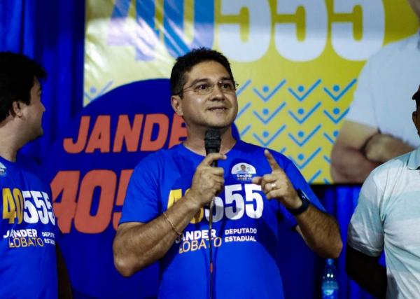 Jander Lobato cumpre agenda de campanha em Parintins
