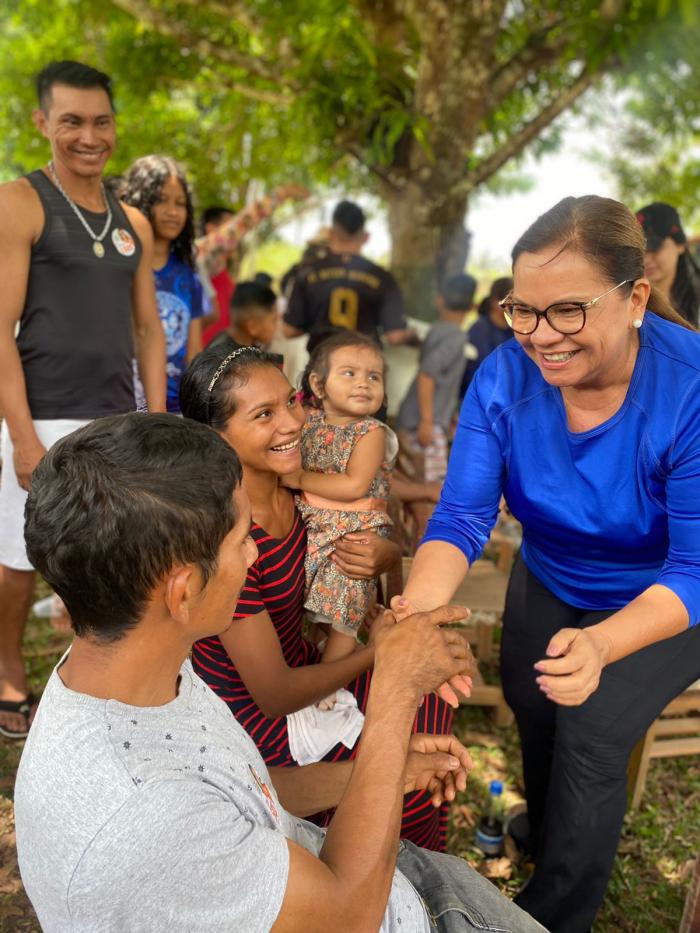 Márcia Baranda tem calorosa recepção na Vila Amazônia em apoio a sua candidatura de deputada federal 