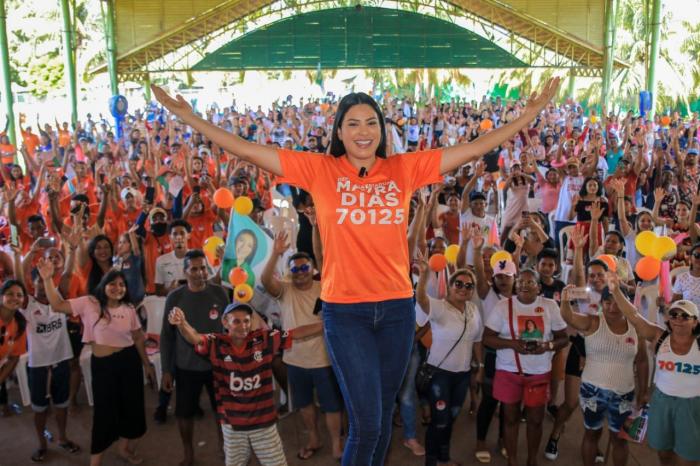 Itacoatiara e Nova Olinda do Norte declaram voto de amor a Mayra Dias