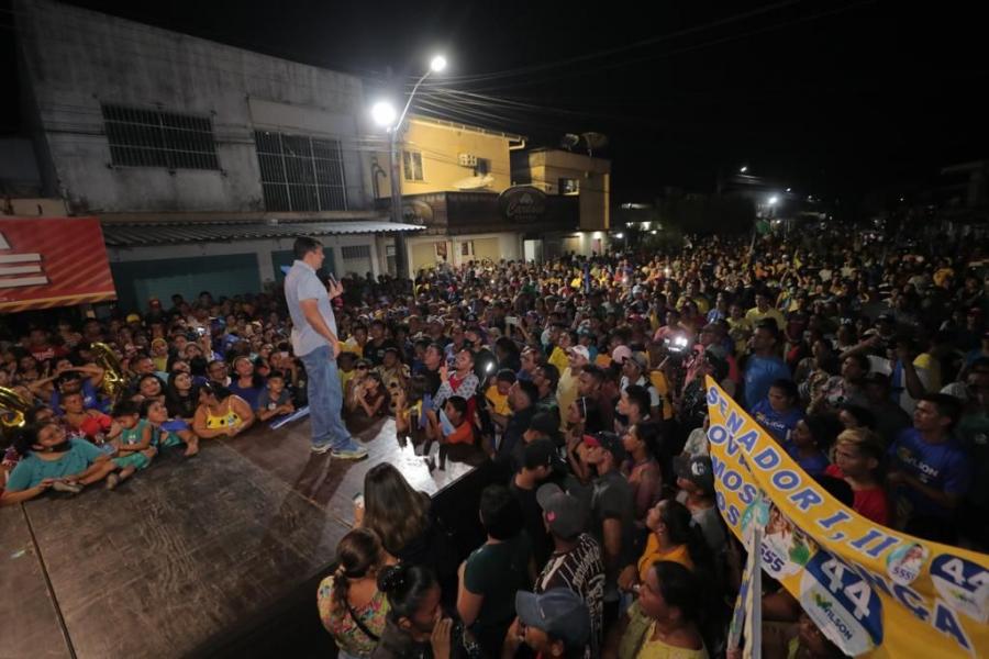 Wilson Lima reúne multidão em Maués, onde já destinou mais de R$ 200 milhões 