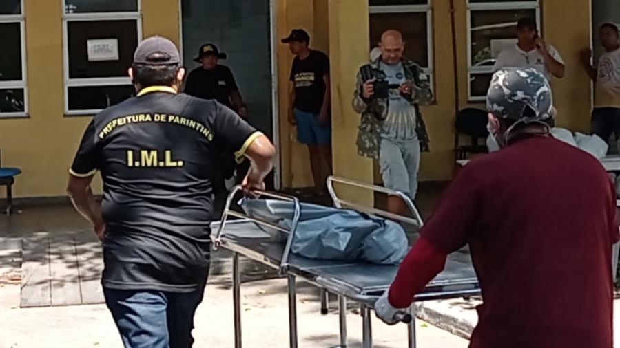 VÍDEO: Polícia sai em busca de suspeito da morte a tiros de criança de 2 anos e tio VÍDEO: Polícia sai em busca de suspeito da morte a tiros de criança de 2 anos e tio