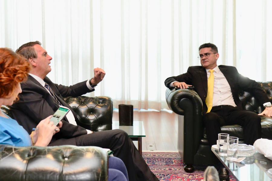 David anuncia apoio à Bolsonaro com dobrinha para Wilson Lima