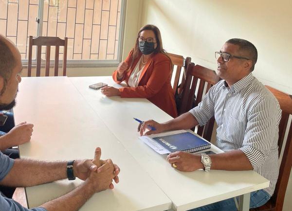 Márcia Baranda solicita da Sedema fiscalização em suposto vazamento de óleo nos rios do Mocambo 