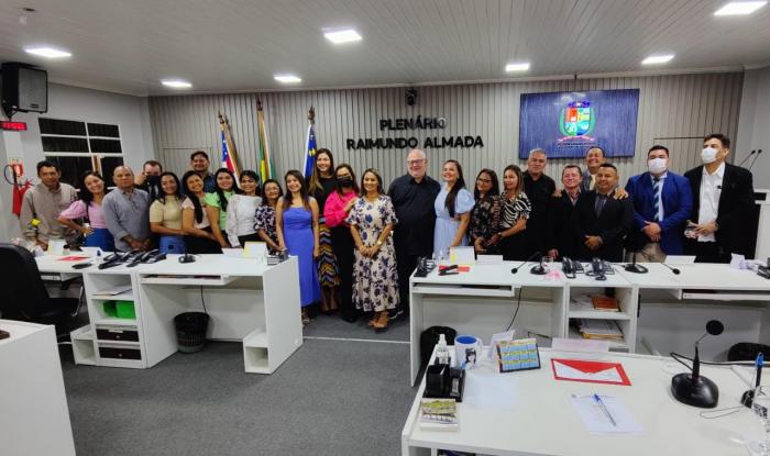 Câmara homenageia os 17 anos do CAPS Parintins 