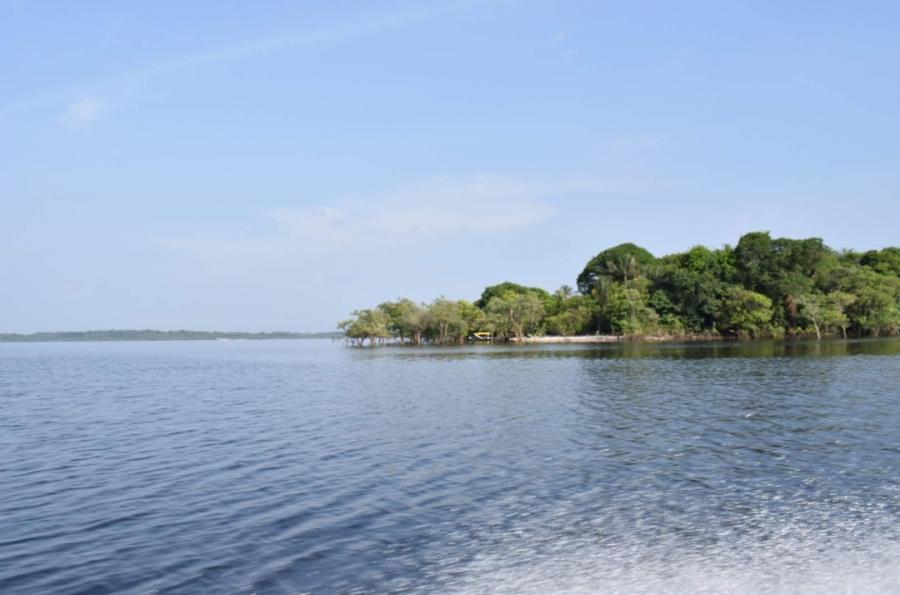 Naufrágio na zona rural de Parintins deixa criança morta e adulto desaparecido