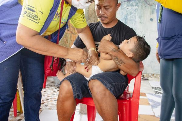 Prefeitura de Manaus começa a vacinar crianças menores de 3 anos contra a Covid-19 