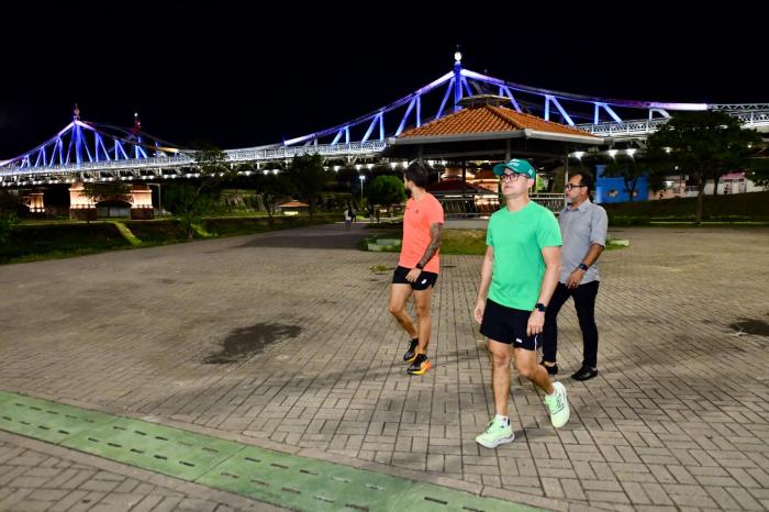 David Almeida anuncia nova decoração e reforço na segurança da ponte Benjamin Constant