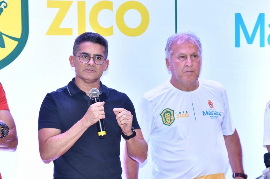 Ao lado do craque Zico, David Almeida destaca transversalidade entre educação e esporte