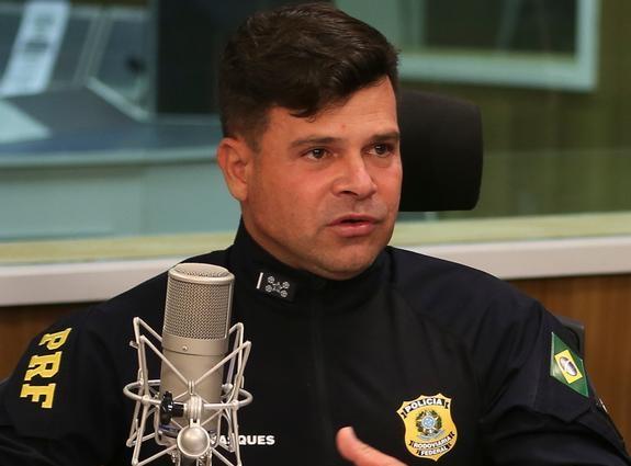 Diretor da PRF que pediu votos para Bolsonaro é exonerado