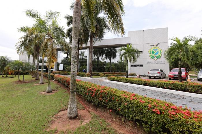 Governo do Amazonas reduz horário de expediente na sexta-feira (23/12) e no dia 30 de dezembro