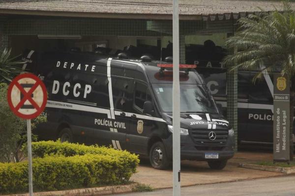Após ataques, 97 terroristas são transferidos para Papuda e Penitenciária Feminina do DF