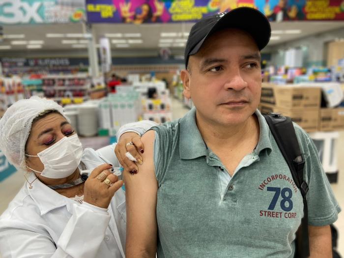 VACINE JÁ: nova ação da campanha de vacinação contra a Covid-19 chega a shoppings centers de Manaus