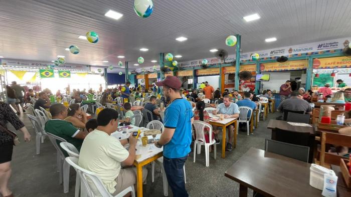 Feira do Parque 10 atrai grande público após reformada pela Prefeitura de Manaus