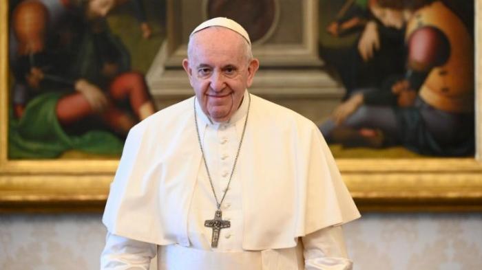 Homossexualidade não é crime,  diz papa Francisco