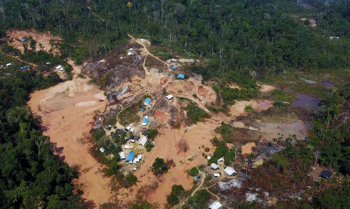 Retirada de garimpeiros ilegais da TI Yanomami é prioridade