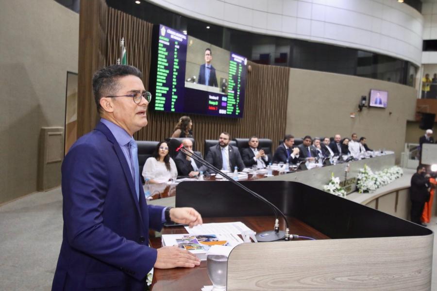 David Almeida destaca avanços na infraestrutura e anuncia grandes obras para 2023 em Manaus