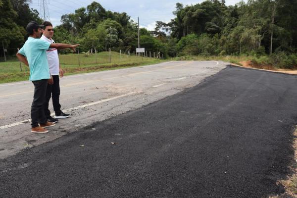 Após solicitação de Jander Lobato, trecho do Ramal do Brasileirinho recebe asfalto