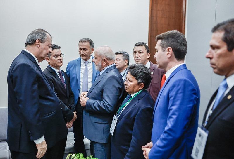 David Almeida se reúne com Lula e recebe garantia de recursos federais para Manaus    