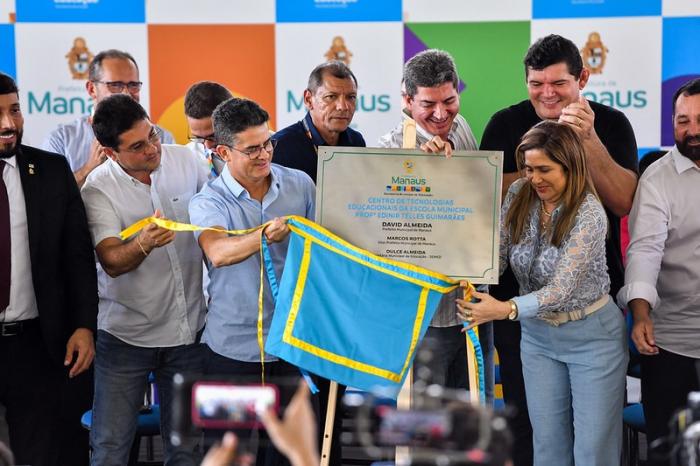 Prefeitura de Manaus reinaugura escola municipal Edinir Telles após reforma de R$ 3,5 milhões    
