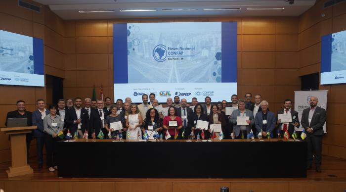 Representantes do Amazonas são destaques em premiação nacional de CT&I do Confap