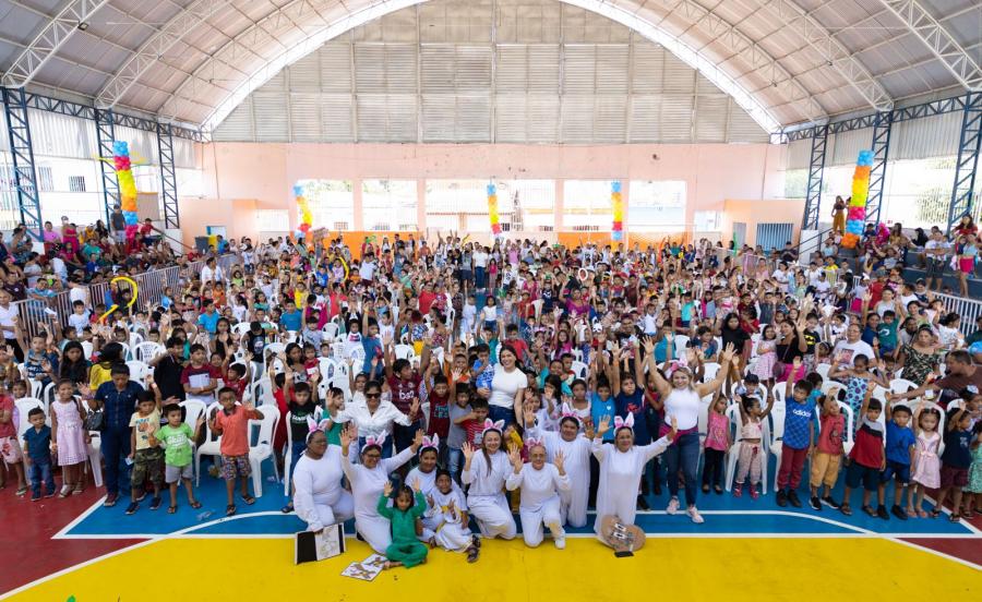 PÁSCOA: Grande Ação de Mayra Dias atende mais de 800 crianças em Parintins