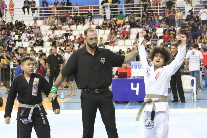Nova geração brilha no primeiro dia de combates do Amazonense de Jiu-Jítsu Profissional 2023