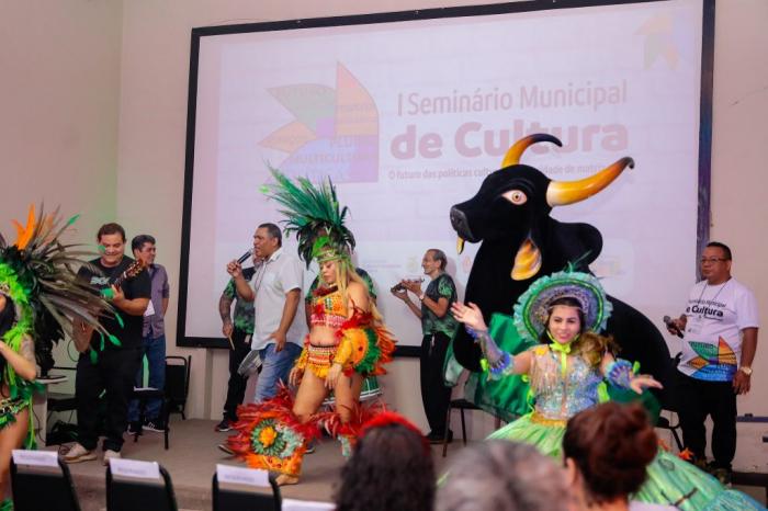 Prefeito de Manaus assina o ‘Plano de Cultura’ para ser encaminhado à CMM