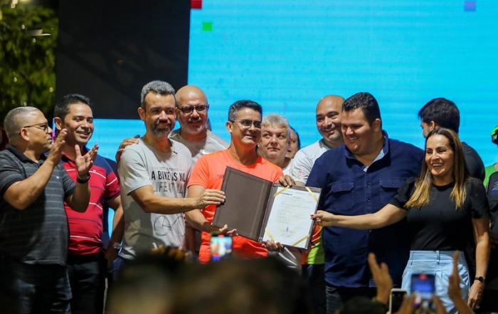 Prefeito assina ordem de serviço para construção de ciclovia na Ponta Negra