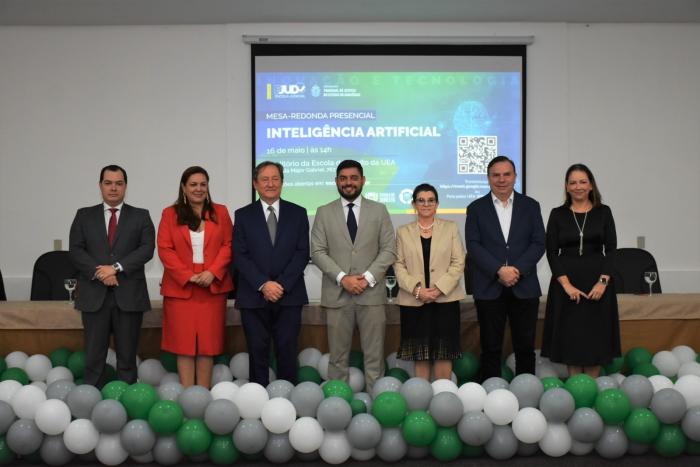 UEA e Escola Judicial do TJAM assinam acordo de cooperação técnica
