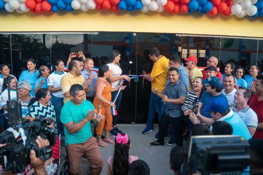 Bi Garcia promove jornada histórica de inaugurações na região da Valéria