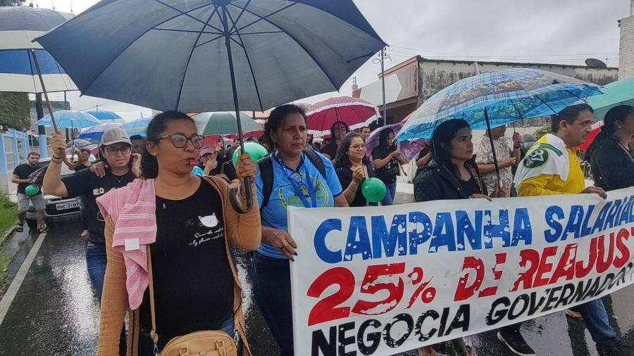 Em nota, Governo do AM diz que só retoma negociações se professores voltarem às salas de aula