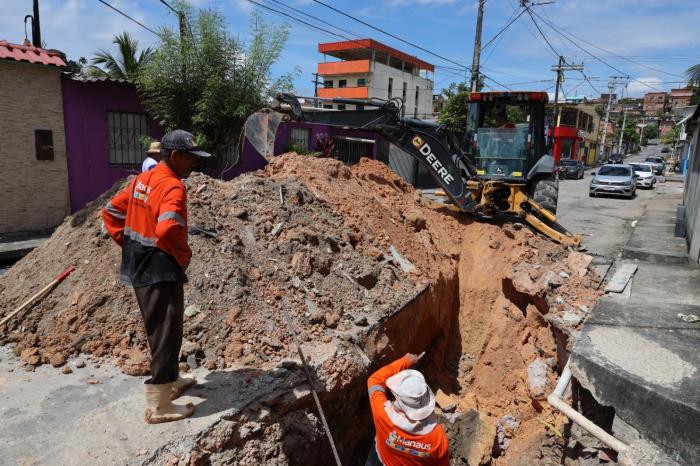 INFRAESTRUTURA: Prefeitura de Manaus implanta sistema de rede de drenagem no conjunto Riacho Doce