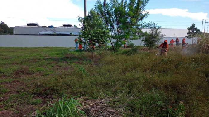 Jander Lobato viabiliza limpeza pública e obras de pavimentação nos bairros São Geraldo e Flores