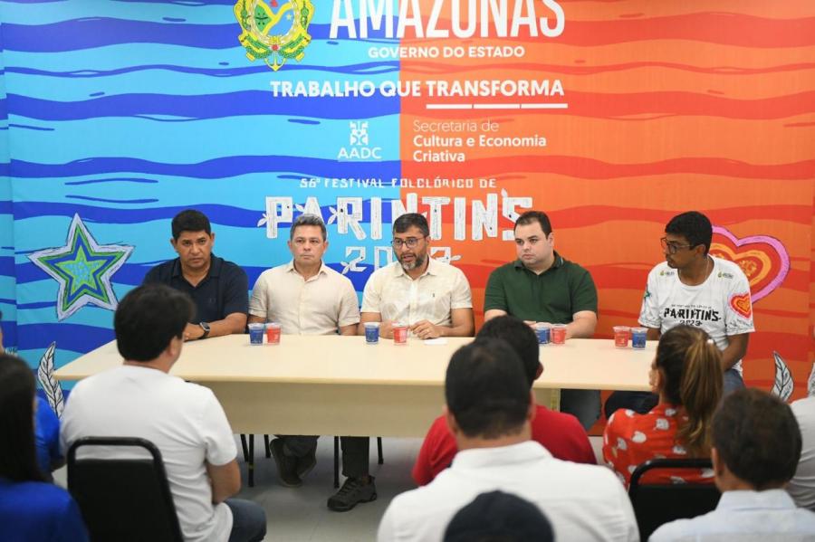 Wilson anuncia mais R$ 2 mi para o Festival e estudo para ampliação do Bumbódromo 