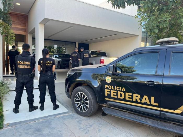 PF faz operação de combate fraudes em licitação PF faz operação de combate fraudes em licitação