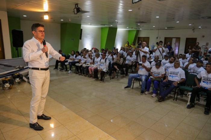 David Almeida destaca apoio aos produtores durante abertura do 1º Encontro das Comunidades