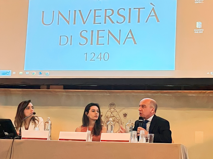 Presidente do TCE-AM palestra em Fórum Internacional de Direito, na Itália, e estreita parcerias