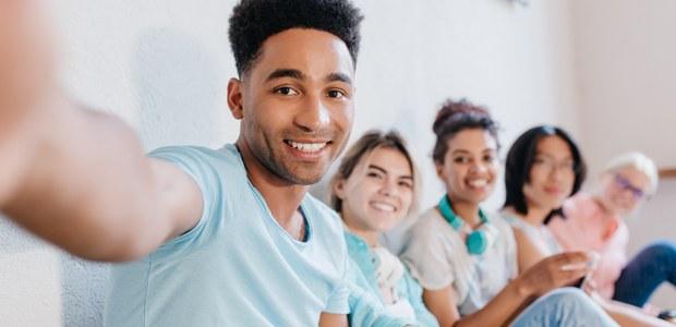 Campanhas da Justiça Eleitoral contribuem para crescimento do voto jovem