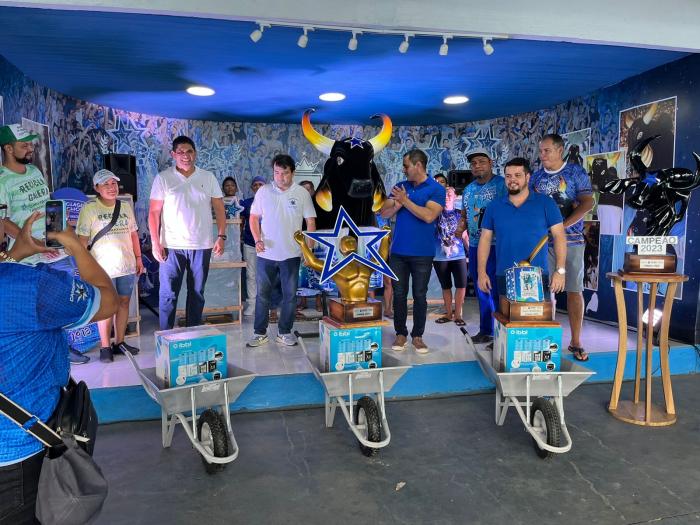 Boi Caprichoso recebe premiação de bicampeão do Recicla Galera 2023 