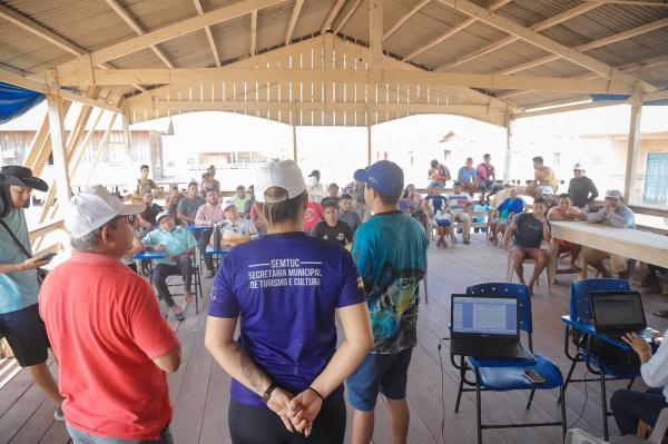 Prefeitura de Nhamundá realiza última assembleia para acordo de pesca nos rios Paratucu e Alto Rio Nhamundá 