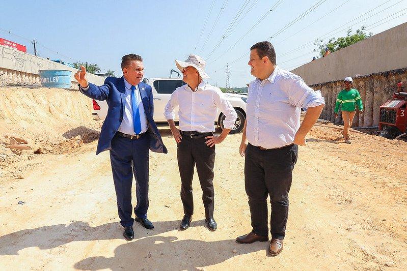 David Almeida comemora avanço na construção do viaduto das Torres e ressalta pacote de obras para a zona Norte