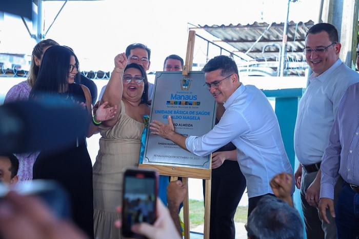 David Almeida reinaugura unidade de saúde Geraldo Magela, na zona Leste de Manaus