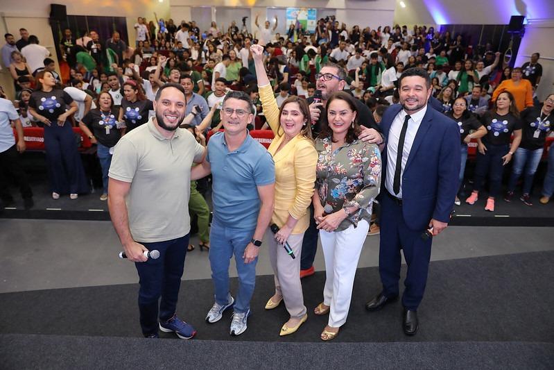 David Almeida destaca investimentos e ações para transformar a educação de Manaus em uma das melhores