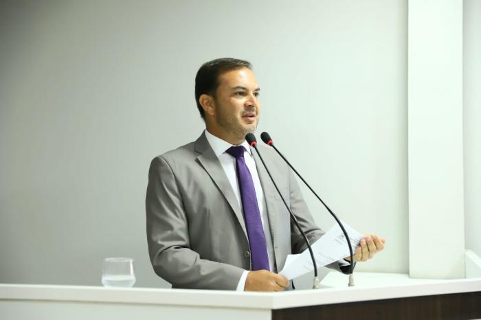 Mateus Assayag apresenta Projeto de Lei para prevenir o câncer de pele