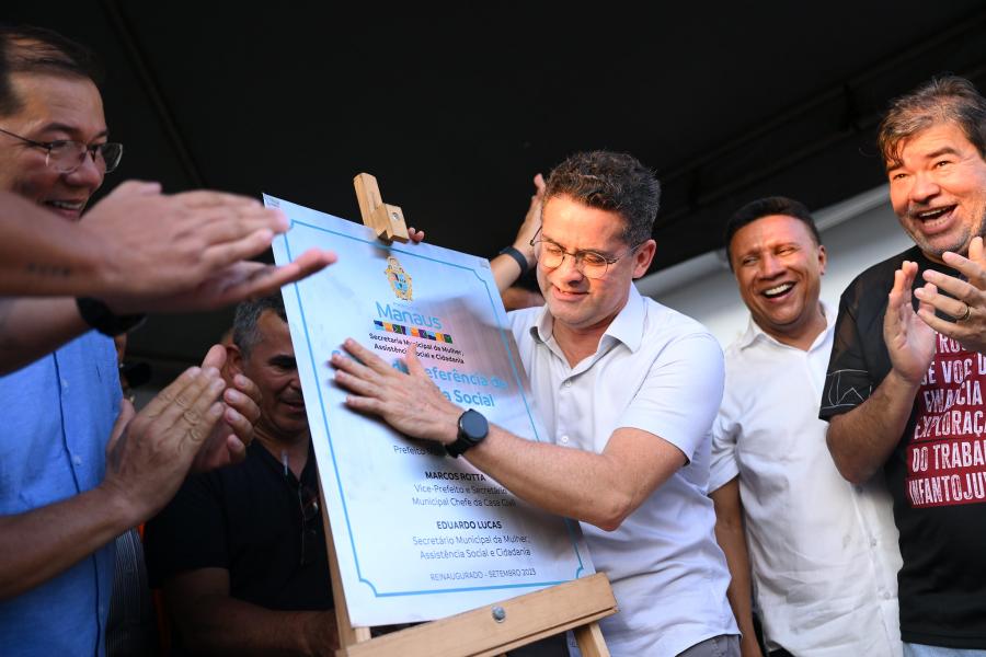 David Almeida reinaugura Cras Compensa 2 que atende 20 mil famílias das zonas Oeste e ribeirinha de Manaus