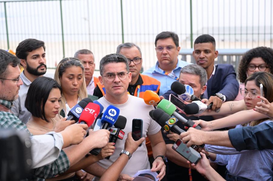 David Almeida adia Maratona de Manaus e reforça ações preventivas no combate às queimadas 