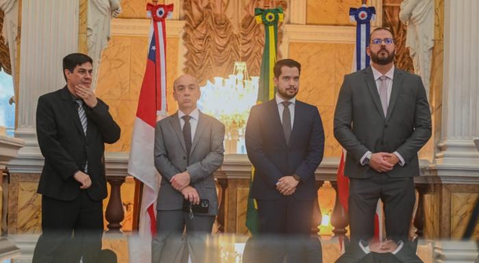 Presidente do TCE-AM participa da solenidade de abertura do V Júri Simulado da Esmam