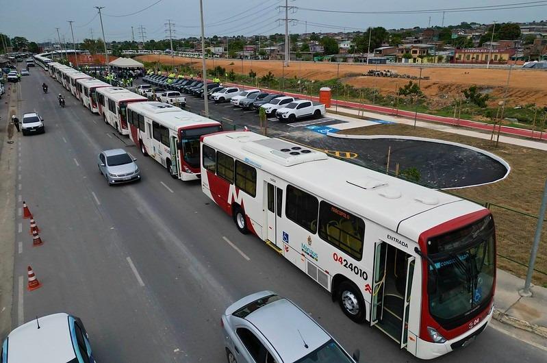 Gestão David Almeida atinge a marca de 300 ônibus novos em Manaus 