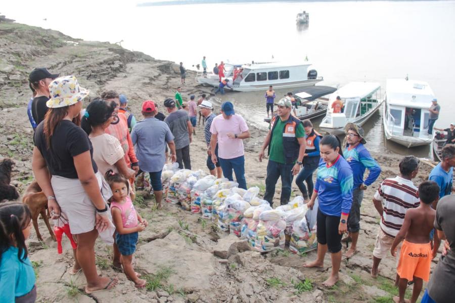 SECA: Mais 150 famílias da zona rural recebem cestas básicas da Prefeitura de Parintins 
