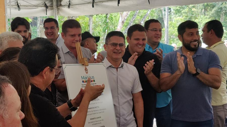 David Almeida sofre acidente de trânsito em Manaus